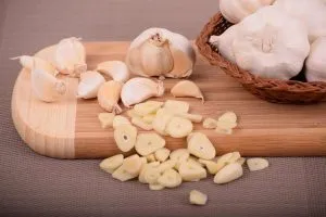 l'aglio fa bene alla salute
